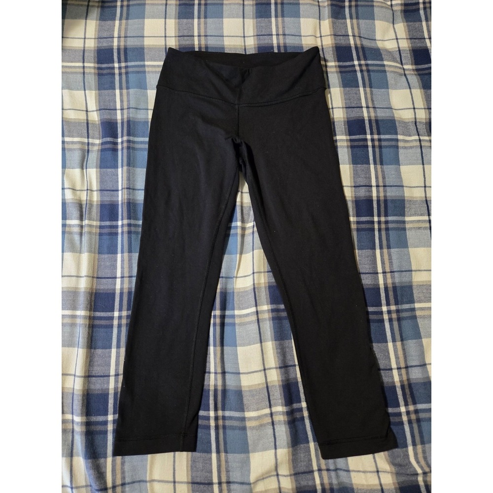 Lululemon Black Cropped Yoga Leggings Womens Size 4 Athletic Pants Workout Gym